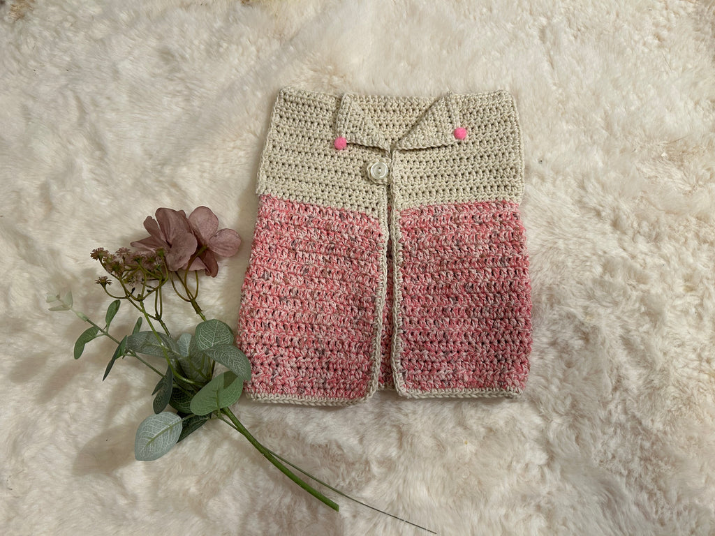 Chaquetita Bicolor de Ganchillo Crema y Rosa para Bebé