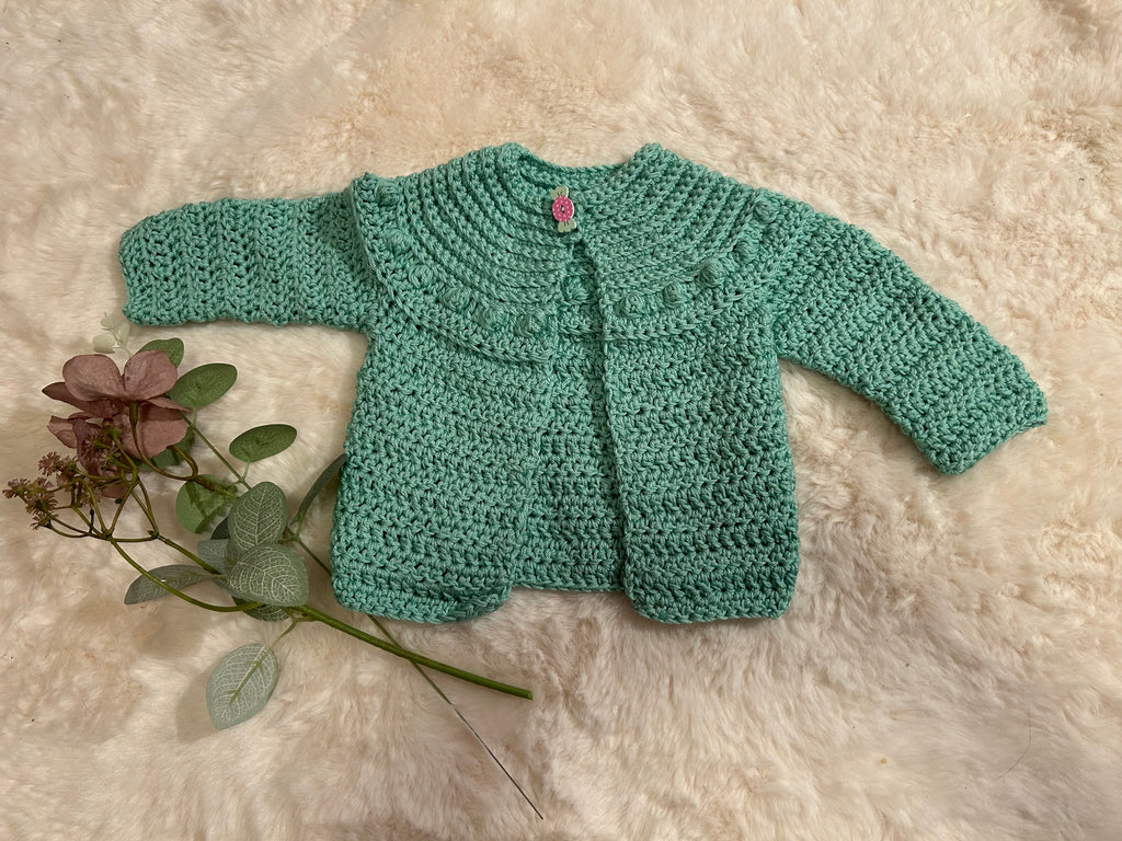 Chaquetita de Ganchillo Verde Agua con Cuello Redondo