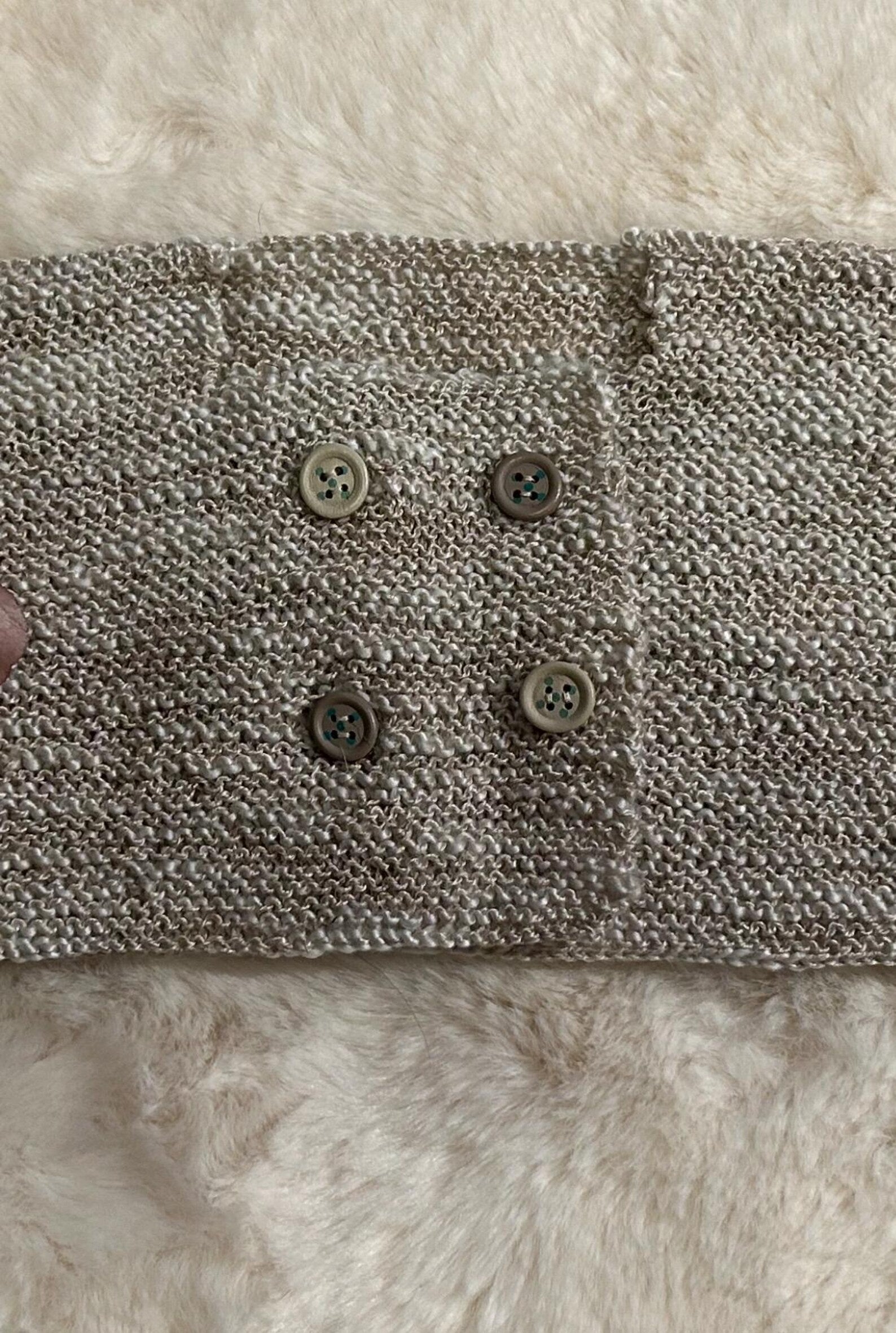 Chaquetita de Punto Gris Jaspeado con Doble Botonadura para Bebé