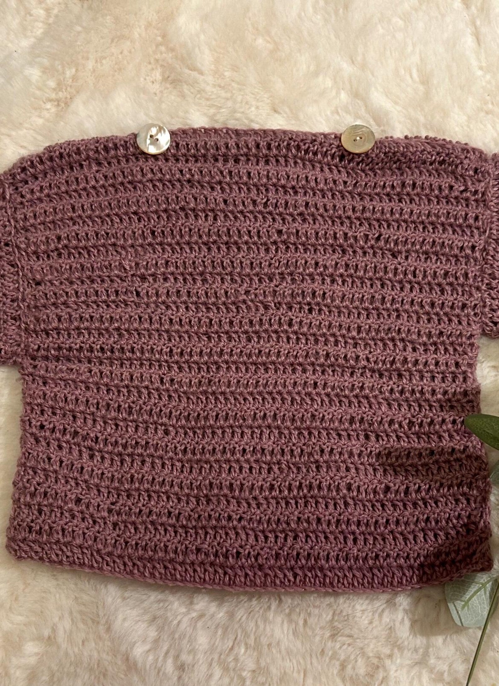 Jersey de Ganchillo Rosa Malva con Botones en el Hombro