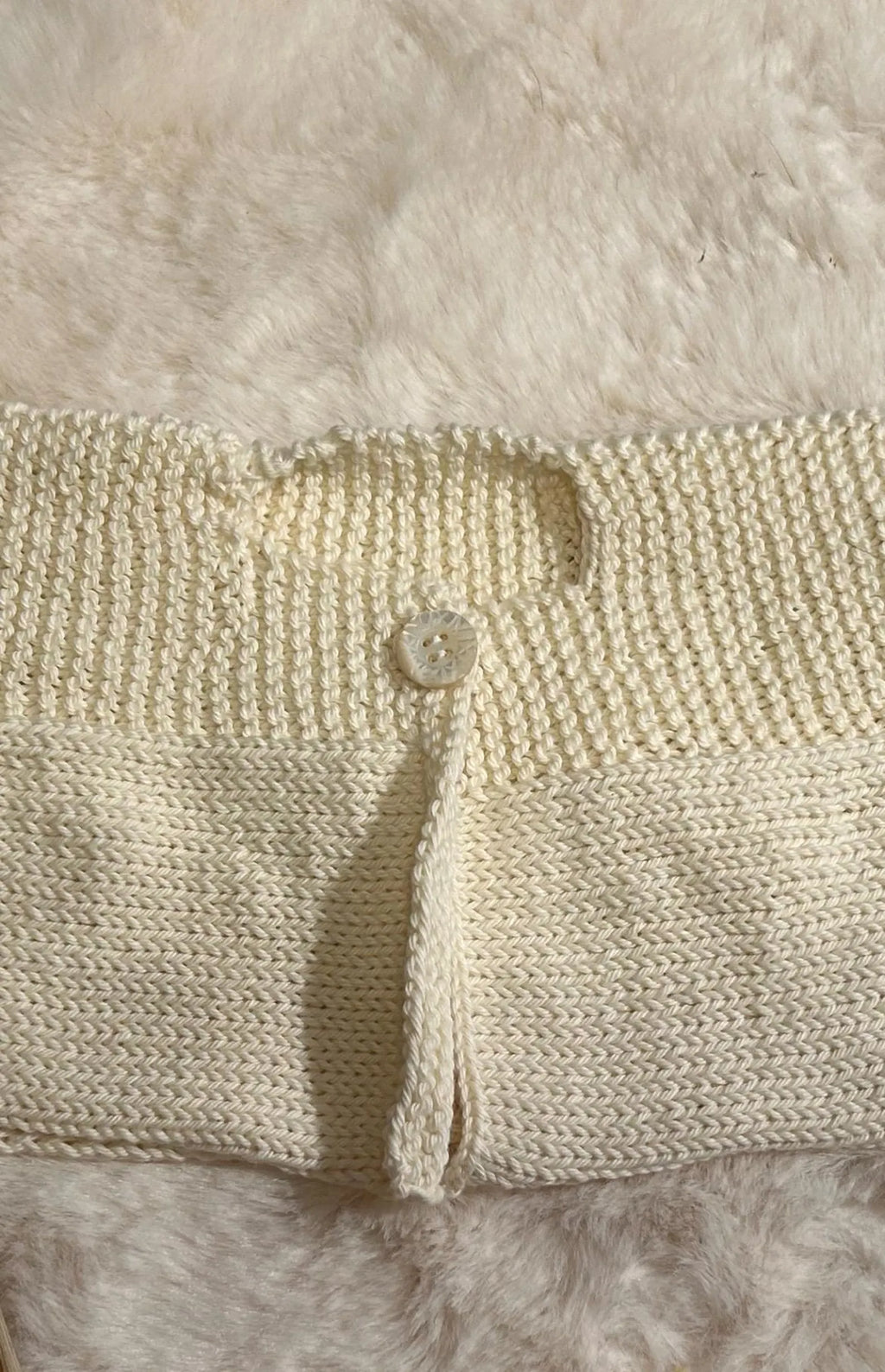 Chaquetita de Punto Crudo Natural Manga Larga para Bebé